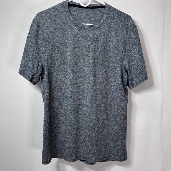 Lululemon Men's Fast & Free T-Shirt Size S‎ EUC - Picture 1 of 6